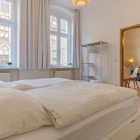 Cityapartment - 53 M², 2 Zimmer, Zentral, Netflix, Kueche, Waschmaschine Cottbus Buitenkant foto