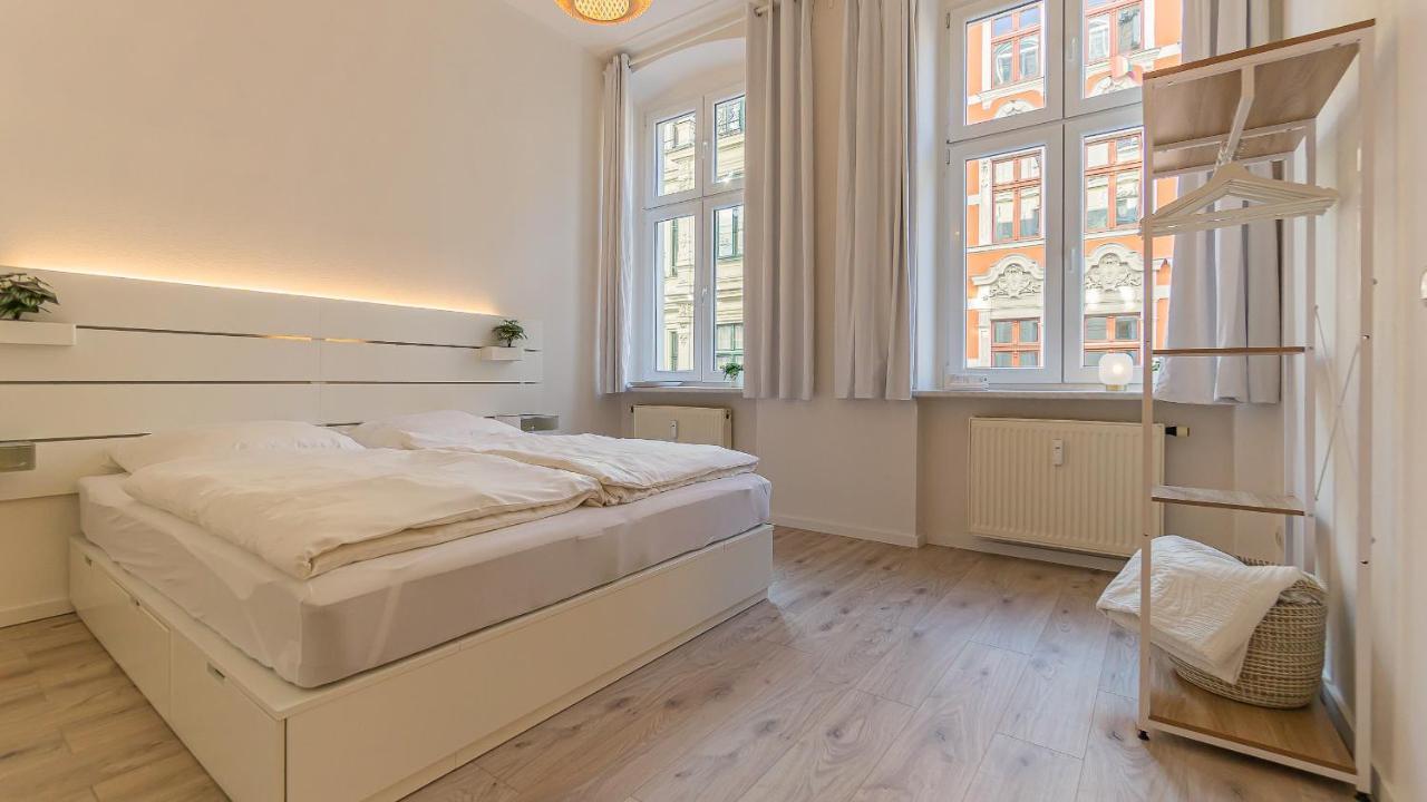 Cityapartment - 53 M², 2 Zimmer, Zentral, Netflix, Kueche, Waschmaschine Cottbus Buitenkant foto