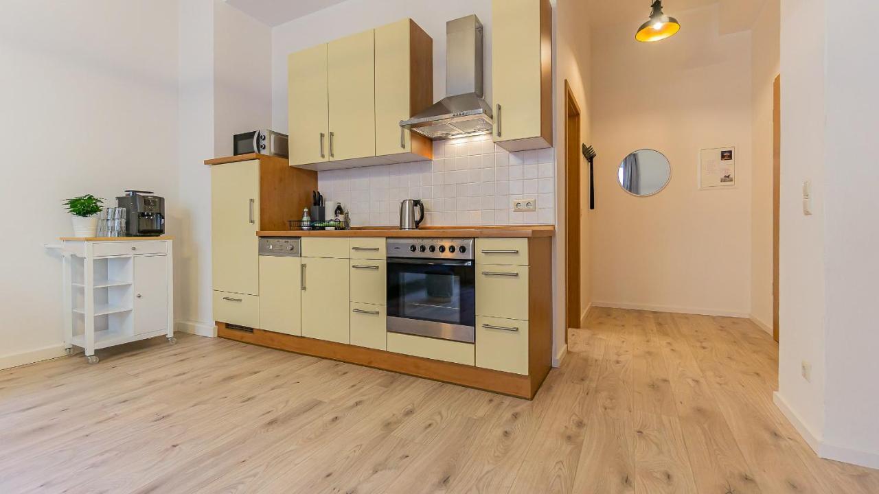 Cityapartment - 53 M², 2 Zimmer, Zentral, Netflix, Kueche, Waschmaschine Cottbus Buitenkant foto